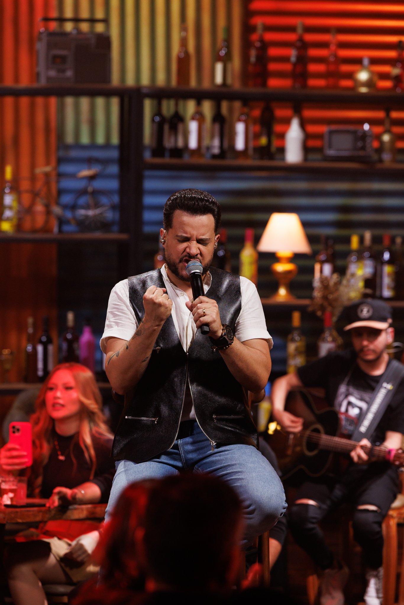 Bastidores do projeto Desce Mais Uma