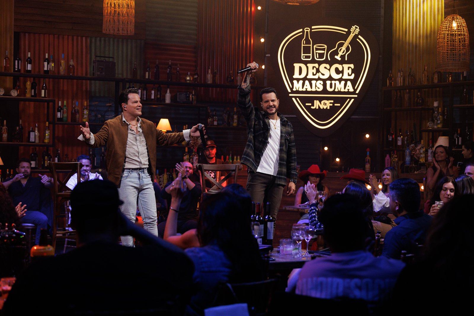 João Neto & Frederico - Projeto Desce Mais Uma